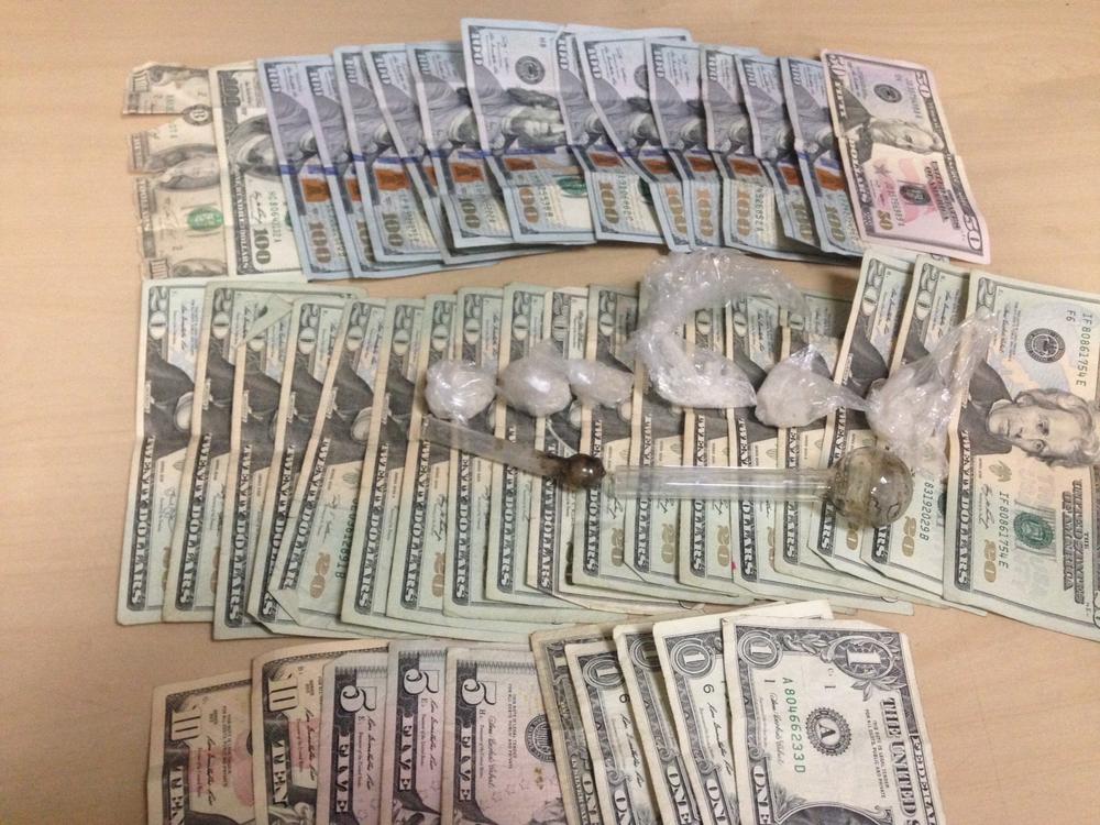 $2,000 in cash and 20 grams of methamphetamine seized during a traffic stop